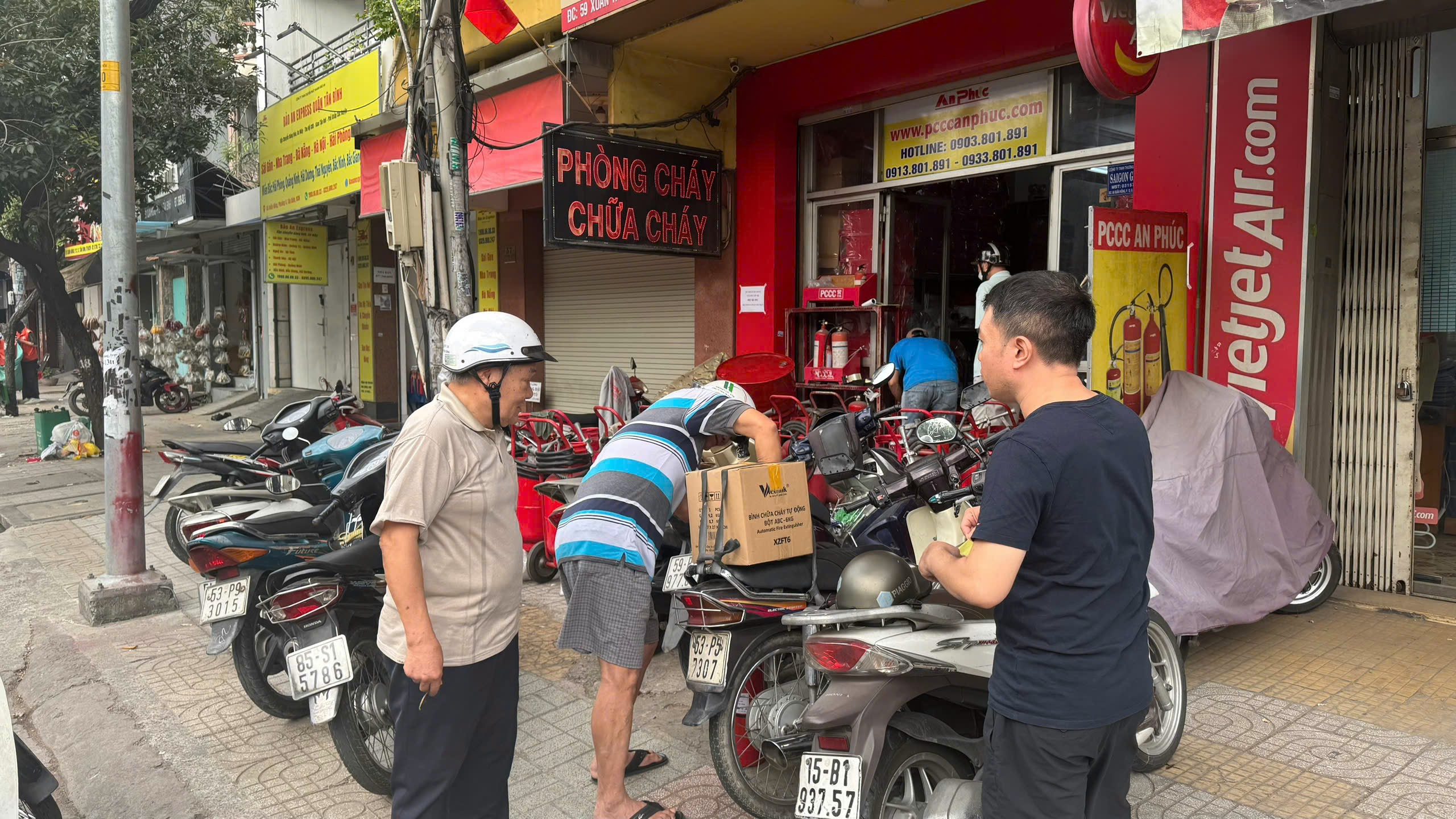 Tại sao nên mua bình chữa cháy tại cửa hàng gần khu vực kinh doanh?